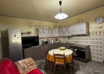 Sala da pranzo - Casa indipendente Contrada Pantanello
 
54, San Giorgio Albanese - foto 4