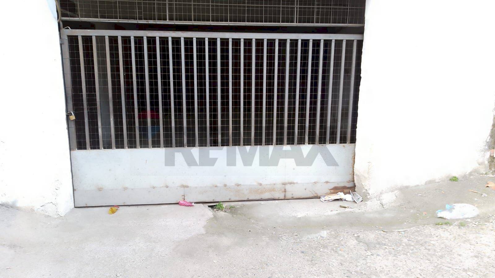 Dettagli - Box Via Piazza Roberto Sansaverino
 
snc, Corigliano-Rossano - foto 1