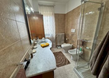 Bagno - Appartamento via Fior di Loto
 
37, Corigliano-Rossano - foto 9