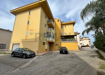Edificio all\'aperto - Appartamento via Fior di Loto
 
37, Corigliano-Rossano - foto 15