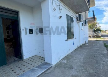 Terrazza - Quadrilocale Via Fiume Crati
 
12, Corigliano-Rossano - foto 2