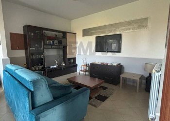 Soggiorno - Quadrilocale Via Fiume Crati
 
12, Corigliano-Rossano - foto 5