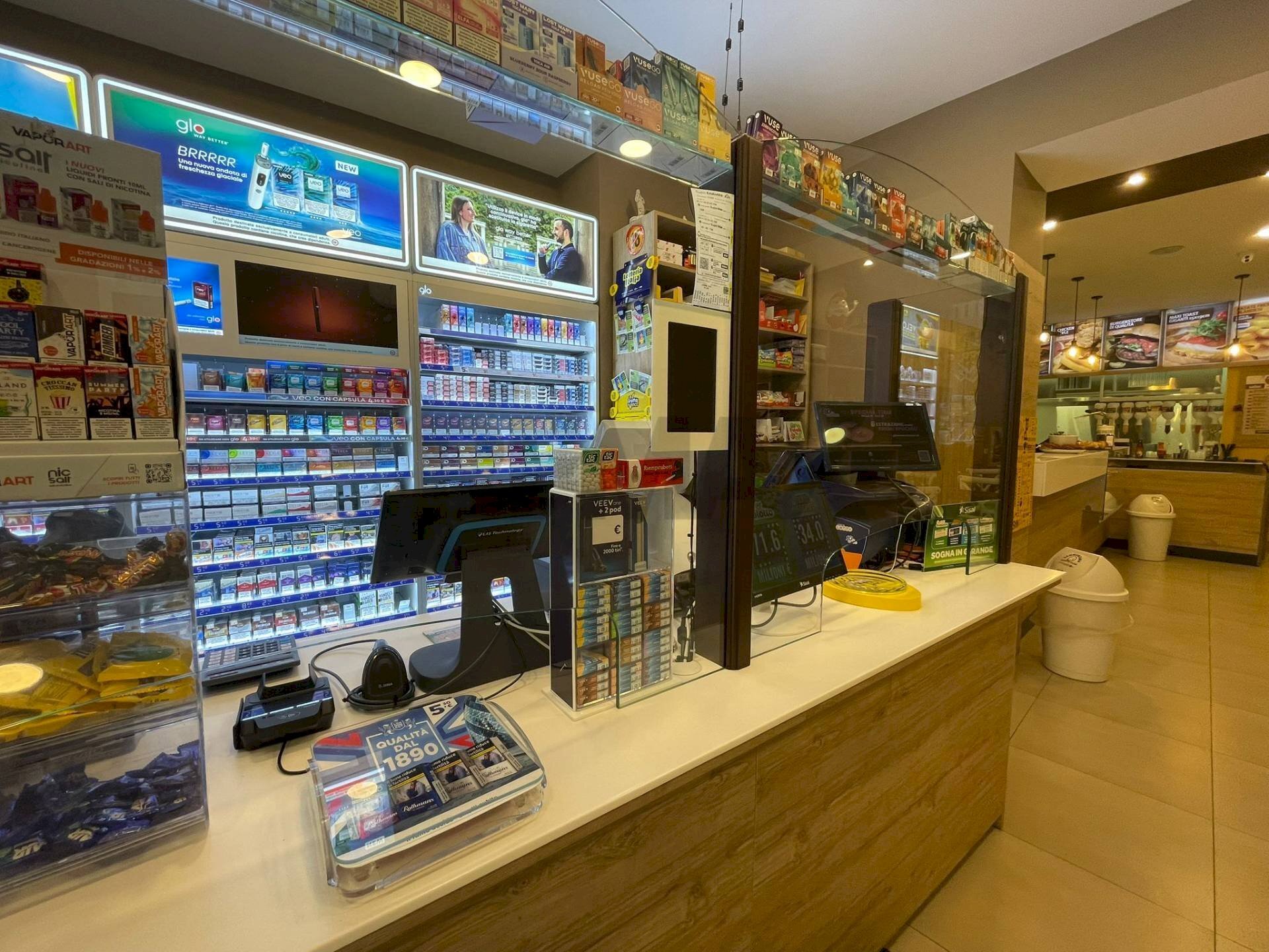 Dispensa di stoccaggio - Commercial Activity Via Campania
 
6, Corigliano-Rossano - photo 3