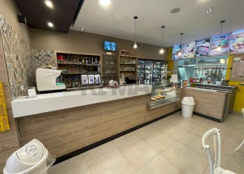 Cucina - Attività Commerciale Via Campania
 
6, Corigliano-Rossano - foto 27