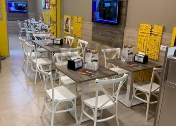 Sala da pranzo - Attività Commerciale Via Campania
 
6, Corigliano-Rossano - foto 28