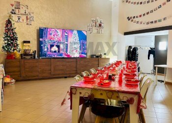 Sala da pranzo - Commercial Premises Via Francesco Petrarca
 
21-23, Corigliano-Rossano - photo 5