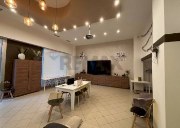 Sala da pranzo - Commercial Premises Via Francesco Petrarca
 
21-23, Corigliano-Rossano - photo 7