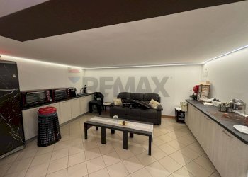 Soggiorno - Commercial Premises Via Francesco Petrarca
 
21-23, Corigliano-Rossano - photo 9