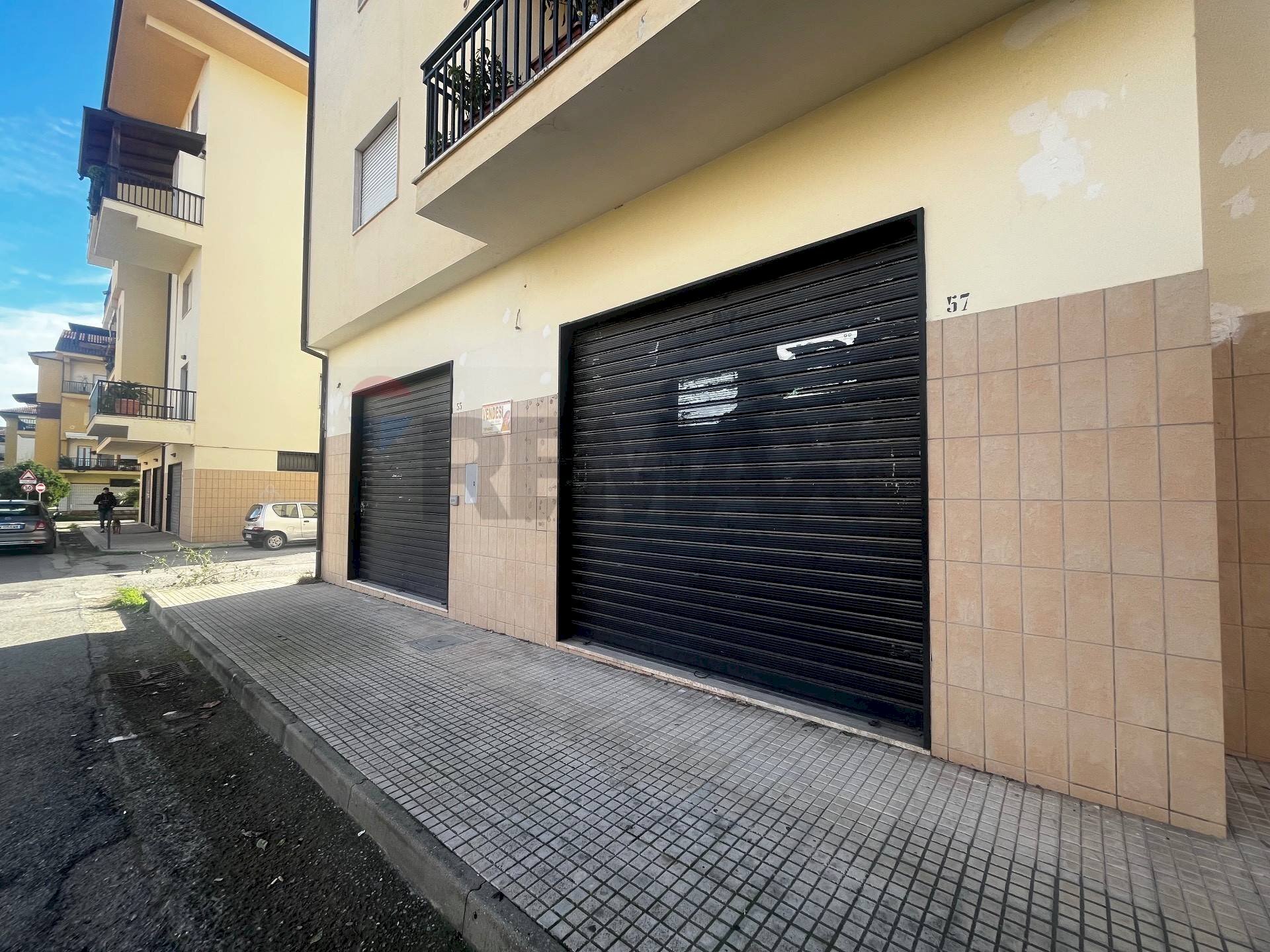 Edificio all\'aperto - Commercial Premises via San Francesco
55-57, Corigliano-Rossano - photo 2