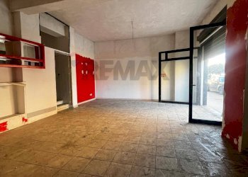 Stanza vuota - Commercial Premises via San Francesco
 
55-57, Corigliano-Rossano - photo 6