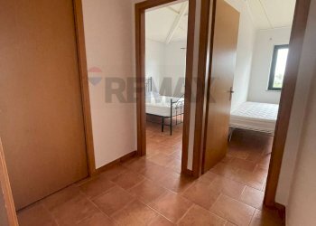 Hall / corridoio - Quadrilocale Via Archimede
 
12, Corigliano-Rossano - foto 10