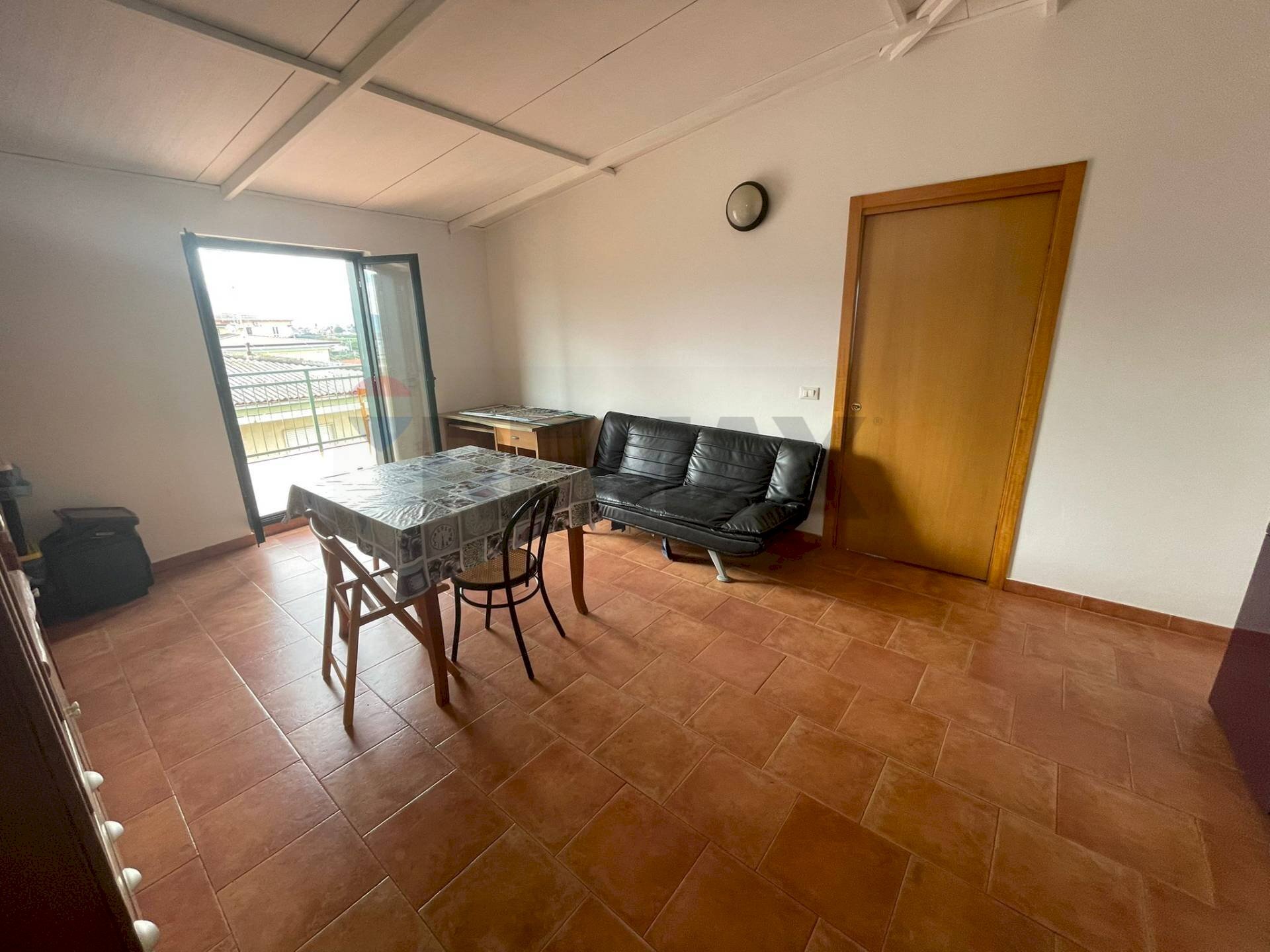 Sala da pranzo - Appartamento Via Archimede
 
12, Corigliano-Rossano - foto 3