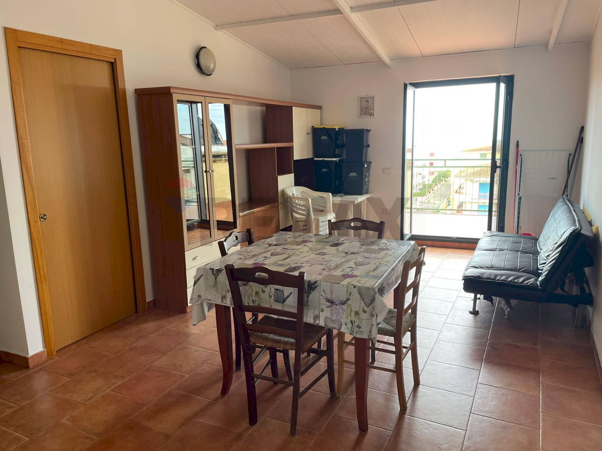 Sala da pranzo - Four-room apartment Via Archimede
 
12, Corigliano-Rossano - photo 3