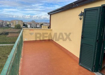 Terrazza - Quadrilocale Via Archimede
 
12, Corigliano-Rossano - foto 6
