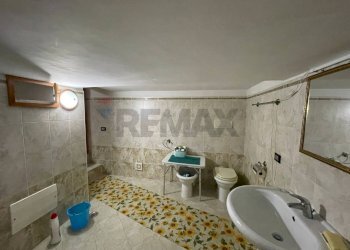 Bagno - Casa semi indipendente via borghesia
 
122, Corigliano-Rossano - foto 6