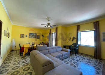 Sala da pranzo - Appartamento via macchiavelli
 
12, Corigliano-Rossano - foto 3