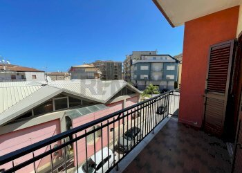 Balcone - Appartamento via macchiavelli
 
12, Corigliano-Rossano - foto 6