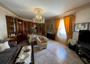 Sala da pranzo - Casa indipendente corso garibaldi
 
26, Corigliano-Rossano - foto 10