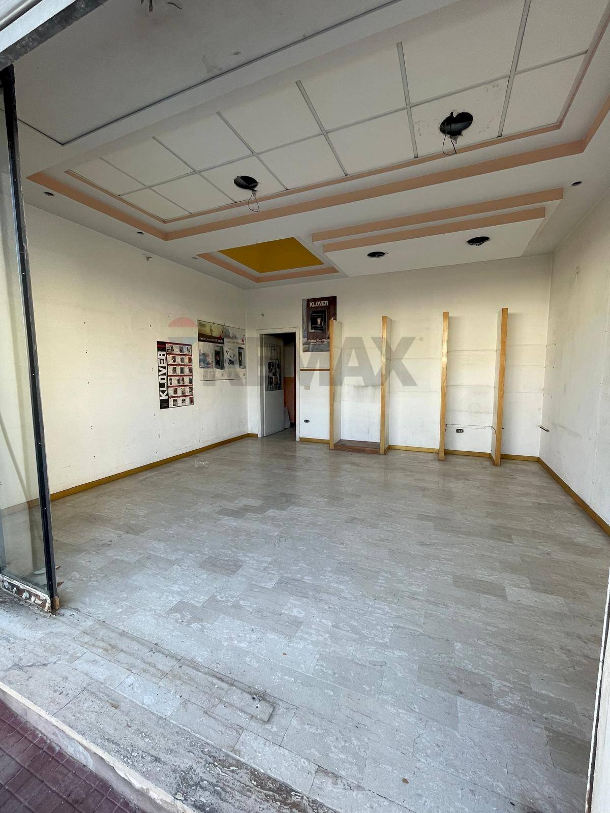 Stanza vuota - Negozio Corigliano-Rossano - foto 2