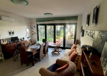 Sala da pranzo - Villa a Schiera complesso Oleandro
 
85, Cassano all'Ionio - foto 17