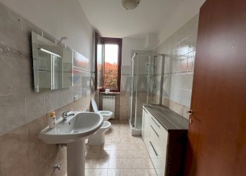 Bagno - Trilocale via mastri muratori
 
27, Gornate Olona - foto 11