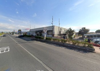 Edificio all\'aperto - Attività Commerciale cda torricella inferiore, Corigliano-Rossano - foto 1