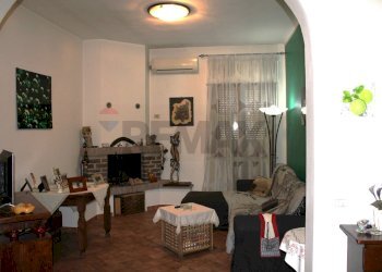 Soggiorno - Rustic Via D'Ormicello
 
35, Empoli - photo 28