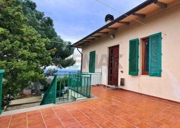 Terrazza - Rustic Via Di S.Amato
 
15, Vinci - photo 8