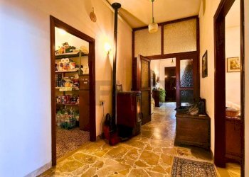 Hall / corridoio - Rustic Via Di S.Amato
 
15, Vinci - photo 10