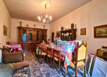 Sala da pranzo - Rustic Via Di S.Amato
 
15, Vinci - photo 11