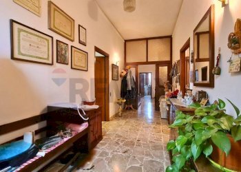 Hall / corridoio - Rustic Via Di S.Amato
 
15, Vinci - photo 19