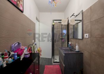 Bagno - Quadrilocale Piazza Gerolamo Gaslini
36, Roma - foto 17