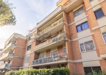 Edificio all\'aperto - Appartamento Via Alberto Cadlolo
 
134, Roma - foto 65