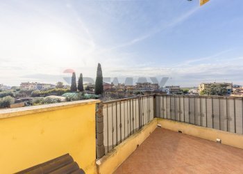 Terrazza - Trilocale Via Locadi
 
10, Roma - foto 23