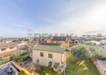 Edificio all\'aperto - Trilocale Via Locadi
 
10, Roma - foto 24