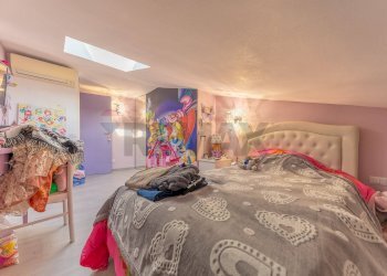 Camera / camera da letto - Trilocale Via Locadi
 
10, Roma - foto 30