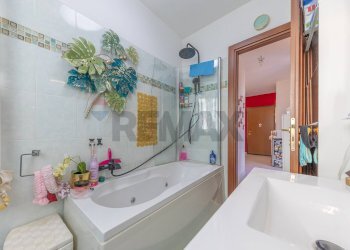 Bagno - Trilocale Via Locadi
 
10, Roma - foto 35