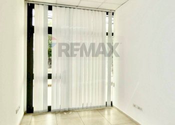 UFFICIO - Office via francesco petrarca
 
42, Campi Bisenzio - photo 8