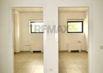 Hall / corridoio - Office via francesco petrarca
 
42, Campi Bisenzio - photo 12