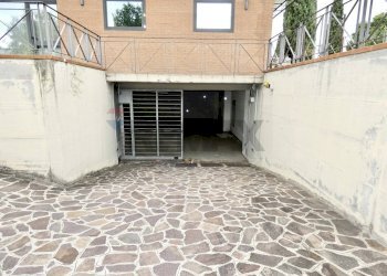 Terrazza - Office via francesco petrarca
 
42, Campi Bisenzio - photo 17