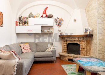 Soggiorno - Casa semi indipendente Via Centola
 
10, Campi Bisenzio - foto 8