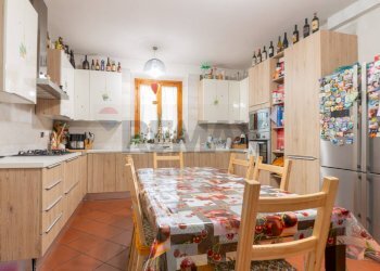 Cucina - Casa semi indipendente Via Centola
 
10, Campi Bisenzio - foto 16
