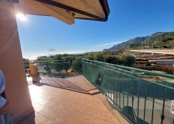 Balcone - Trilocale via Torrente Agrò
 
snc, Santa Teresa di Riva - foto 3