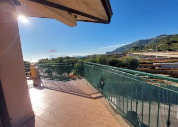 Balcone - Trilocale via Torrente Agrò
 
snc, Santa Teresa di Riva - foto 4