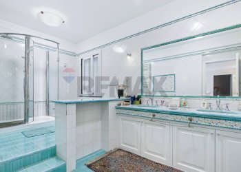 Bagno - Villa Via Platano
 
60, Giarre - foto 16