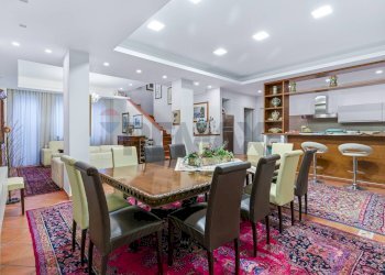 Sala da pranzo - Villa Via Platano
 
60, Giarre - foto 33