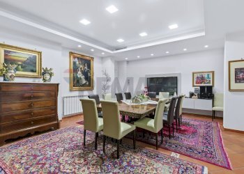 Sala da pranzo - Villa Via Platano
 
60, Giarre - foto 34