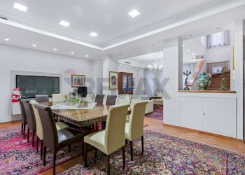 Sala da pranzo - Villa Via Platano
 
60, Giarre - foto 35