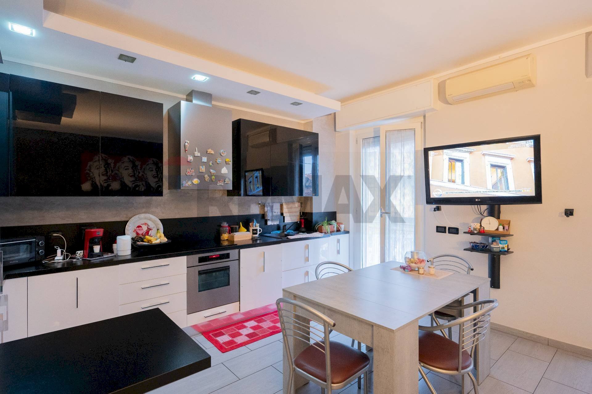 Cucina - Three-room apartment Via Porzio
 
1, Casalmaggiore - photo 2