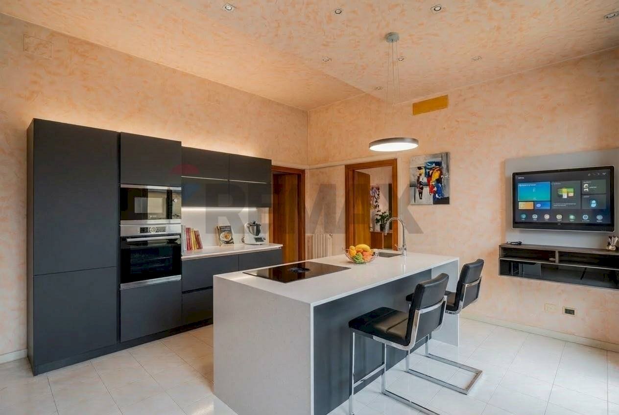 Cucina - Three-room apartment Piazzale Genarale Carlo Alberto Dalla Chiesa
 
3, Parma - photo 3